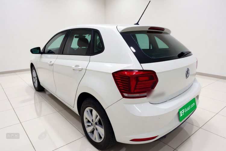 Volkswagen Polo 2020 car image #5