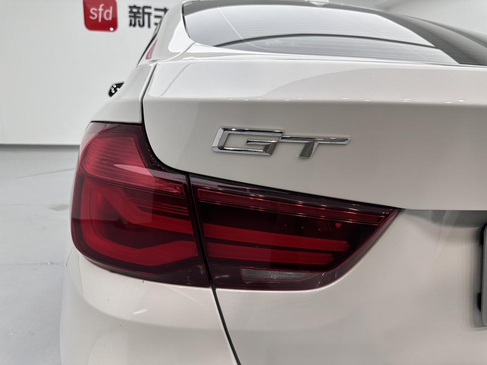 BMW 3 Series GT 2021 car image #9