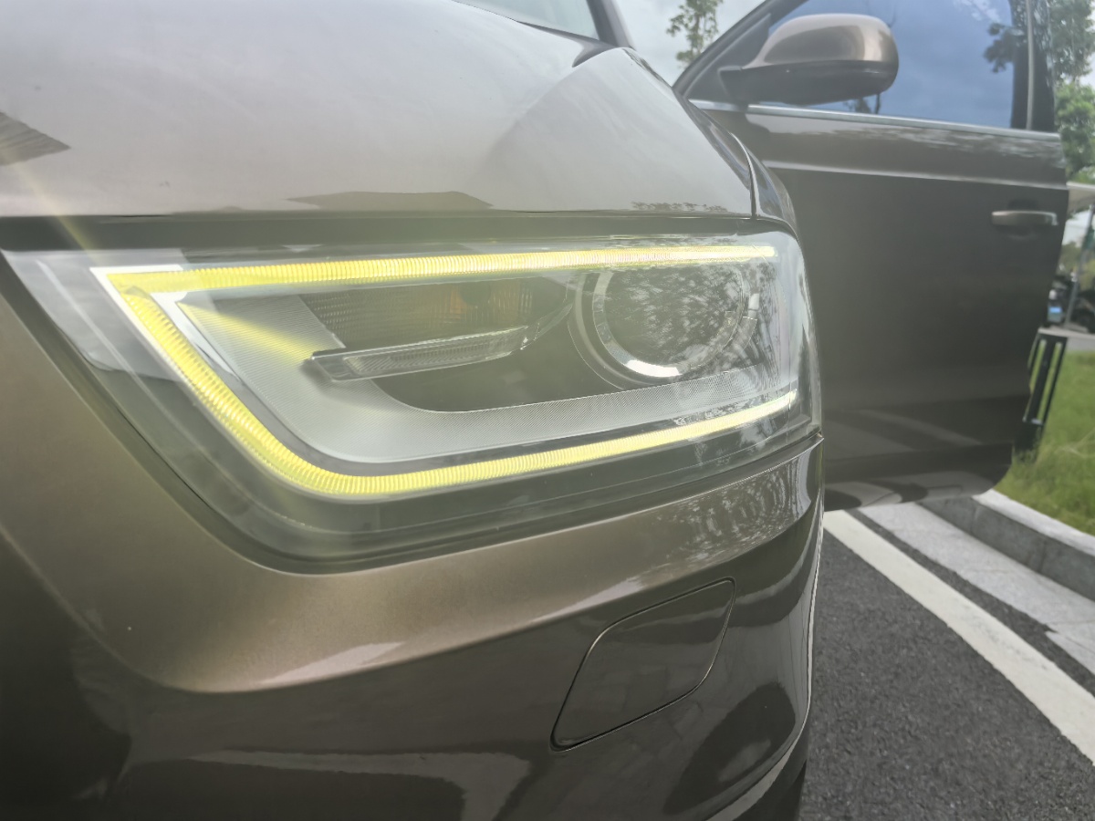 Audi Q3 2015 изображение автомобиля #13