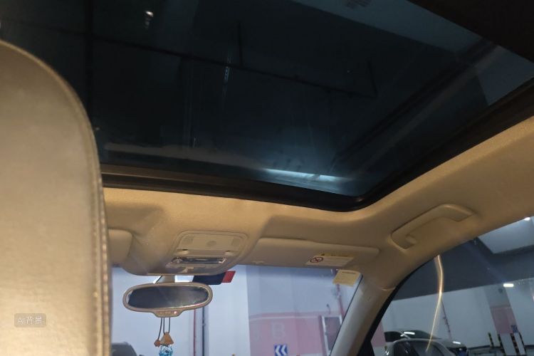 Audi Q3 2015 #20 Audi Q3 2015 car image #20