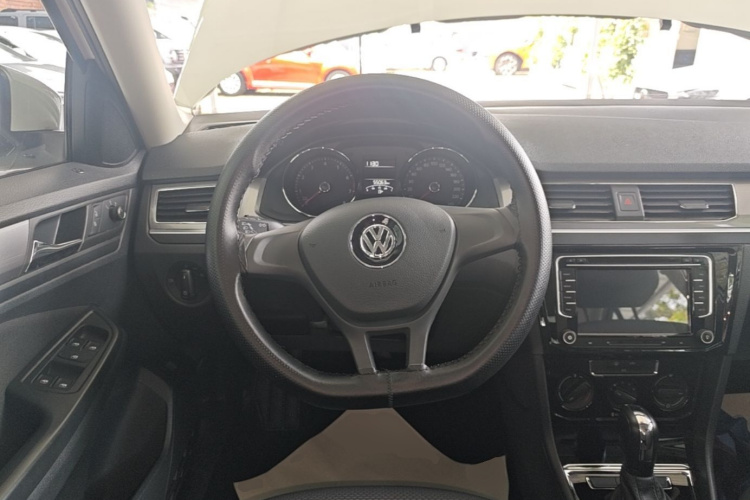 Volkswagen Bora 2021 car image #11