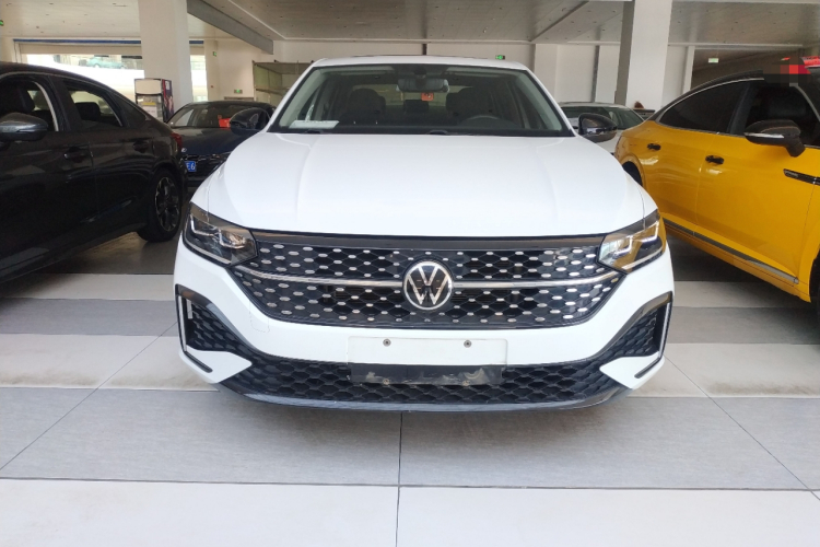 Volkswagen Lavida 2023 car image #3