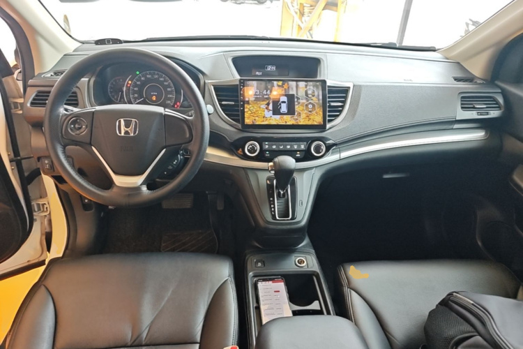 Honda CR-V 2016 immagine di auto #10