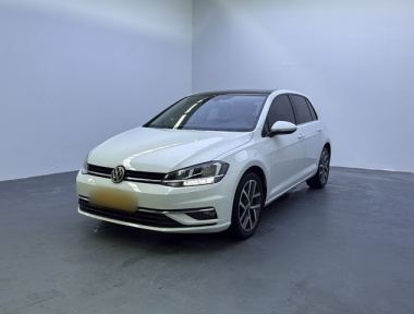 Volkswagen Golf 2020 car image 