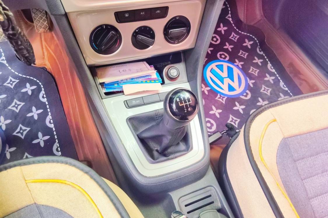 Volkswagen Lavida 2016 car image #27
