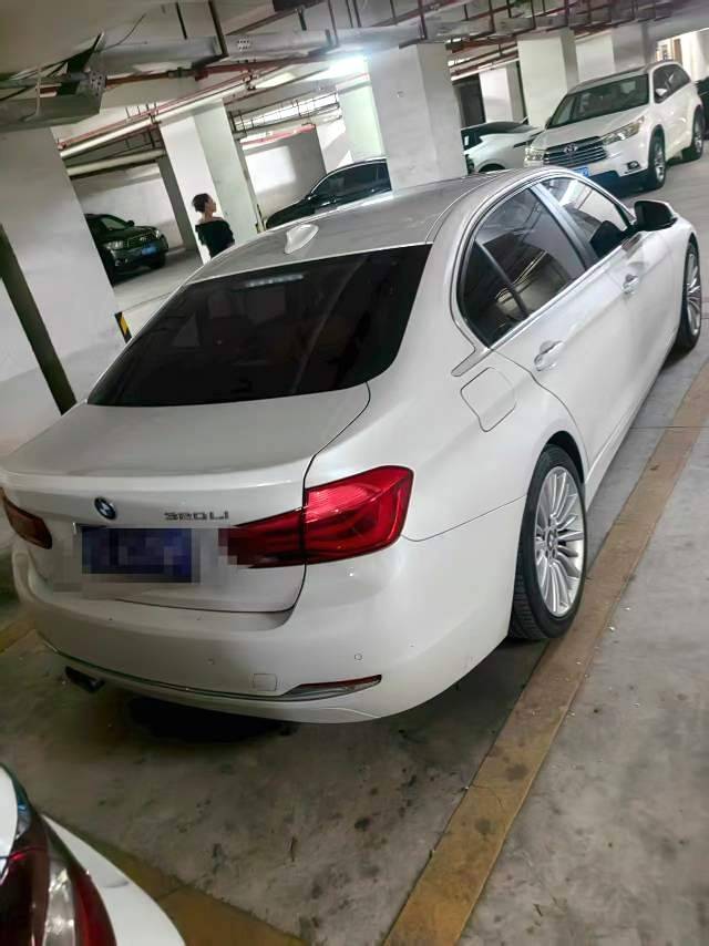 BMW 3 Series 2018 #5 BMW 3 Series 2018 car image #5