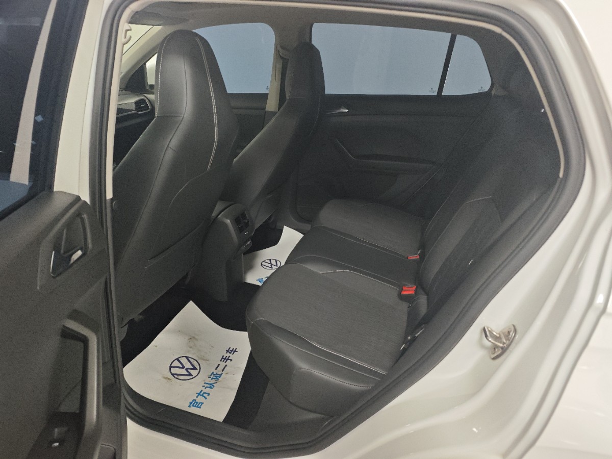 Volkswagen T-Cross 2021 #8 Volkswagen T-Cross 2021 car image #8