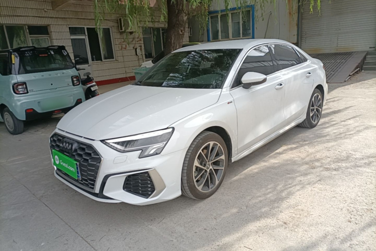 Audi A3 2022 immagine di auto #2