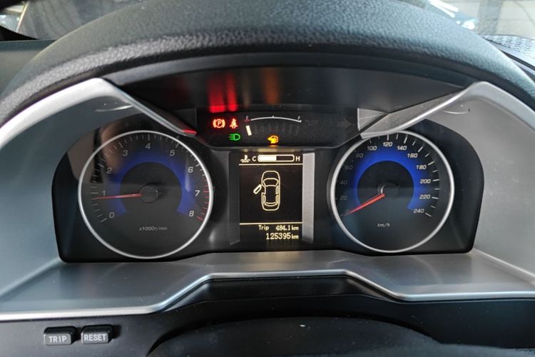GEELY Emgrand 2015 #12 GEELY Emgrand 2015 car image #12