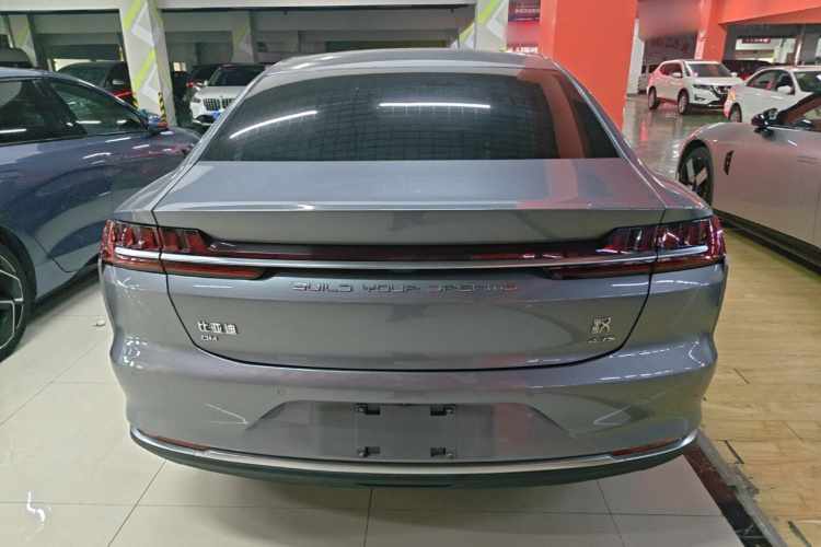 BYD Han 2021 #4 BYD Han 2021 car image #4