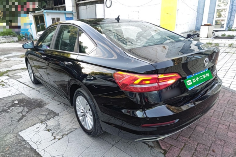 Volkswagen Lavida 2019 car image #5