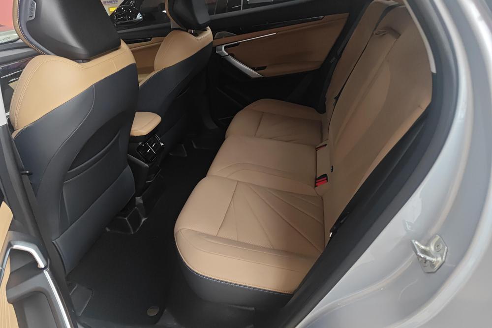 GEELY Boyue L 2022 immagine di auto #16
