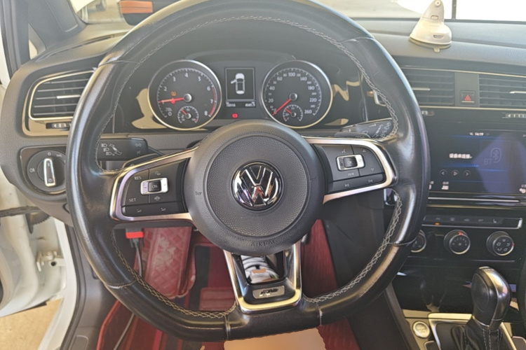 Volkswagen Golf 2018 #11 Volkswagen Golf 2018 car image #11