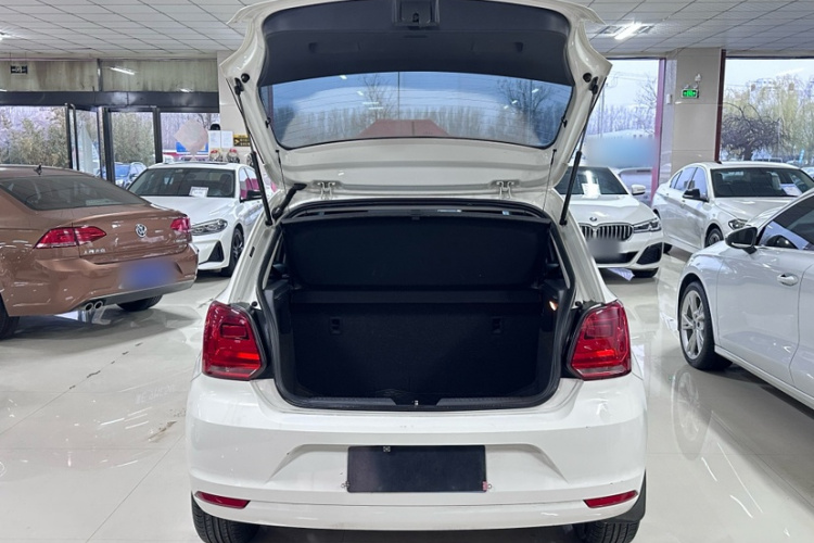 Volkswagen Polo 2018 #12 Volkswagen Polo 2018 car image #12