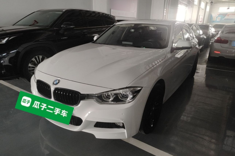 BMW 3 Series 2019 #2 BMW 3 Series 2019 car image #2