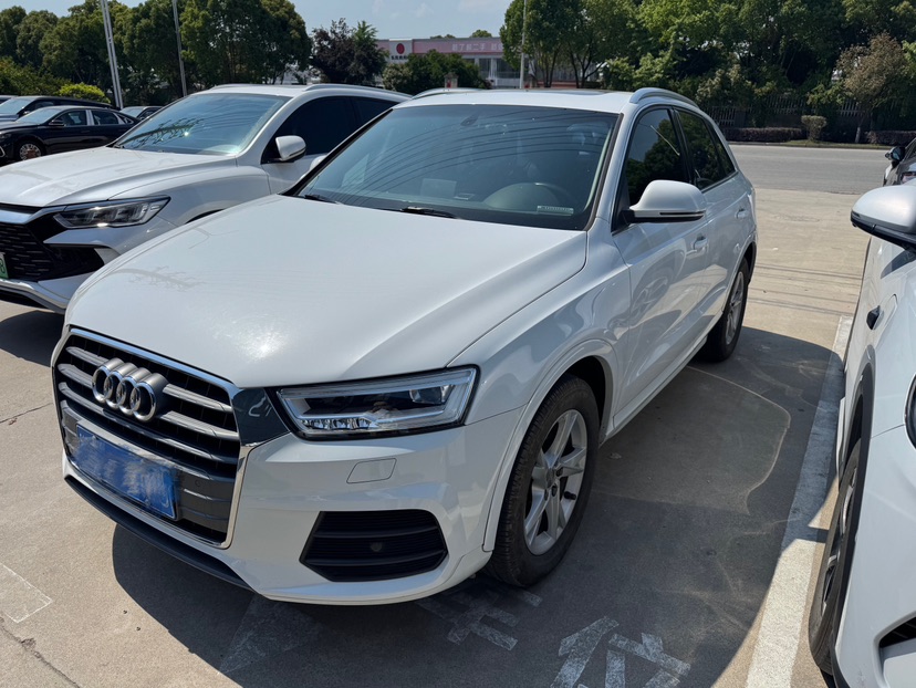 Audi Q3 2018 Audi Q3 2018 car image