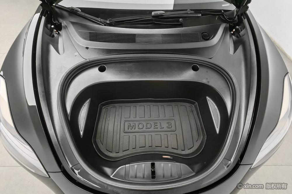 Tesla Model 3 2022 car image #23