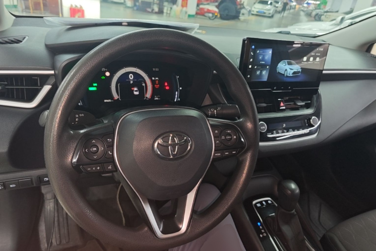 Toyota Corolla 2023 car image #10