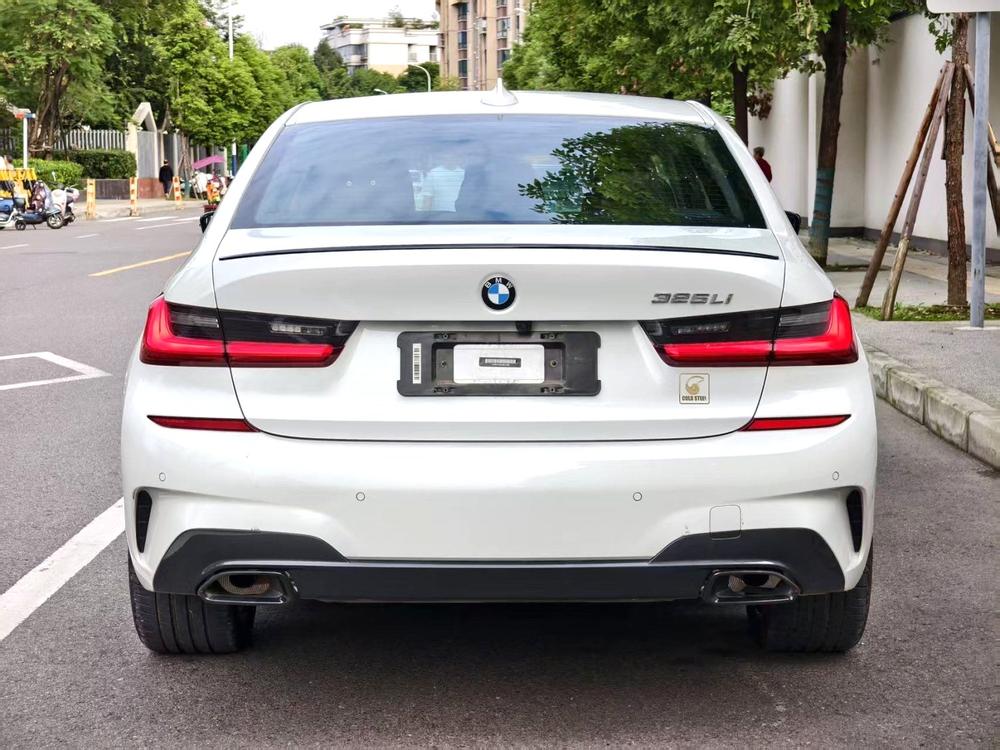 BMW 3 Series 2019 #5 BMW 3 Series 2019 car image #5