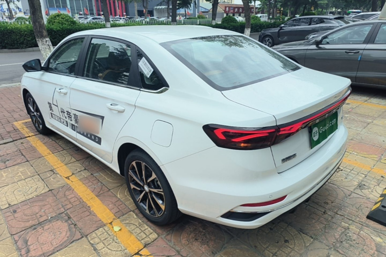 GEELY Emgrand 2024 #5 GEELY Emgrand 2024 car image #5