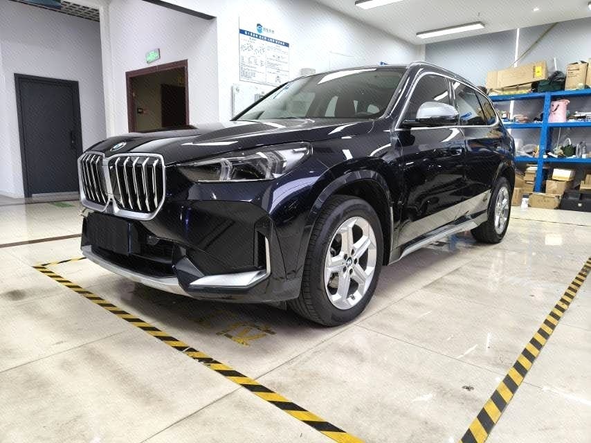 BMW X1 2023 car image 