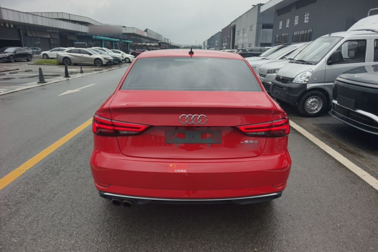 Audi A3 2019 immagine di auto #6