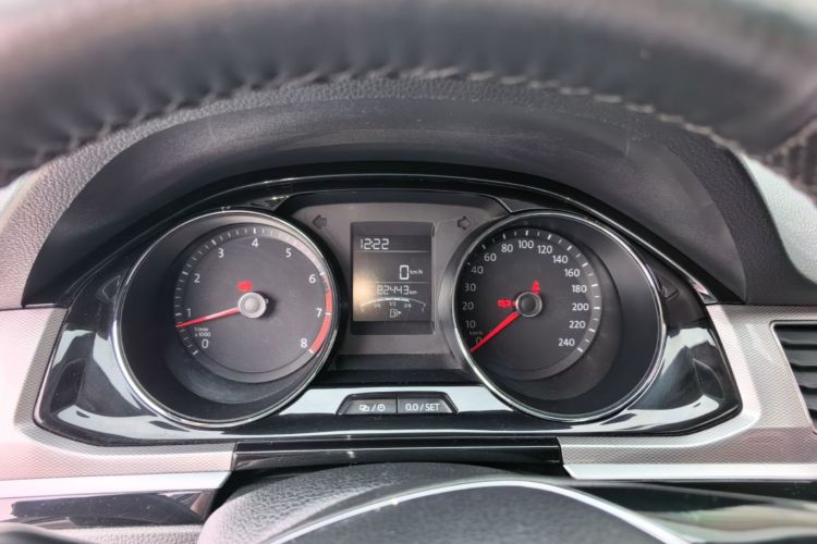 Volkswagen Bora 2018 car image #12