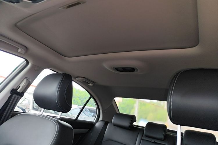 GEELY Emgrand 2020 #18 GEELY Emgrand 2020 car image #18