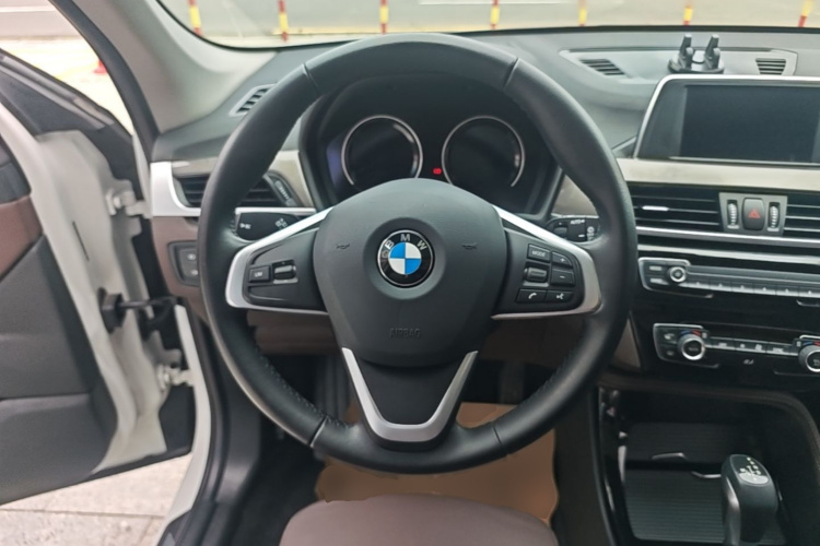 BMW X1 2019 #15 BMW X1 2019 car image #15