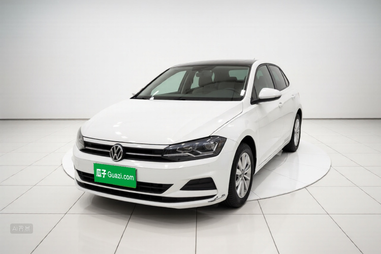 Volkswagen Polo 2021 car image #2