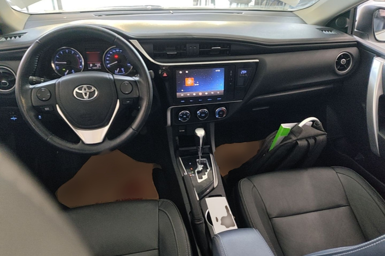 Toyota Corolla 2017 #10 Toyota Corolla 2017 car image #10