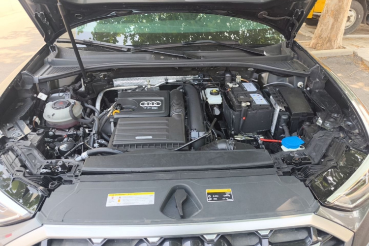 Audi Q3 2020 immagine di auto #20