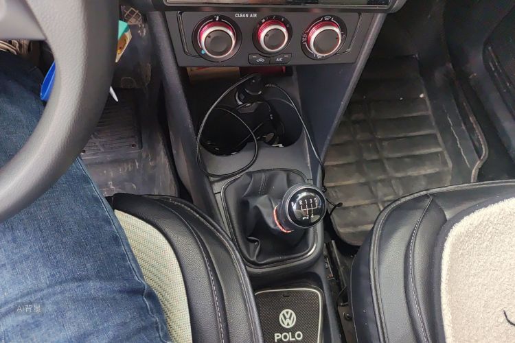 Volkswagen Polo 2017 #16 Volkswagen Polo 2017 car image #16
