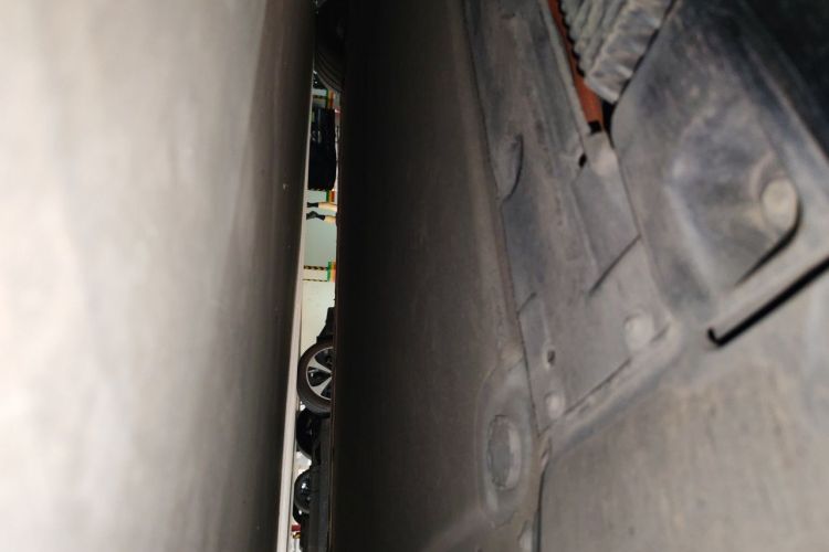 MI SU7 2024 immagine di auto #25