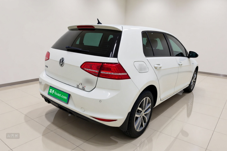 Volkswagen Golf 2017 car image #7