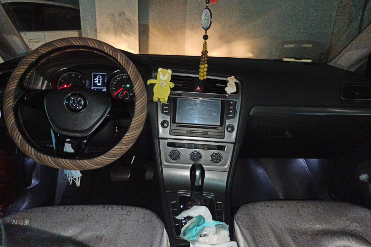 Volkswagen Golf 2014 car image #11