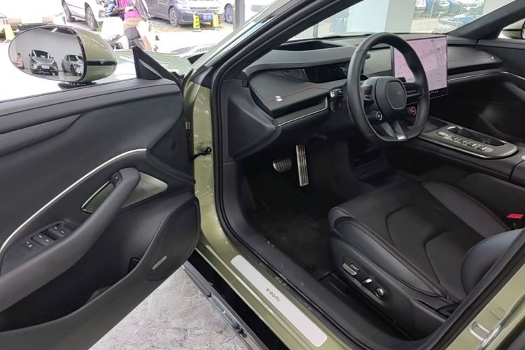 MI SU7 2024 car image #16