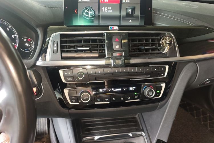 BMW 3 Series 2017 #13 BMW 3 Series 2017 car image #13