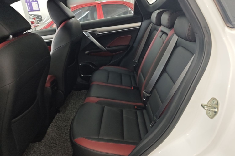 GEELY Coolray 2020 #17 GEELY Coolray 2020 car image #17