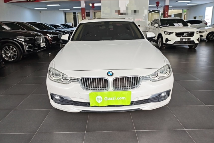 BMW 3 Series 2018 #3 BMW 3 Series 2018 car image #3