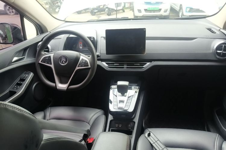 BYD Yuan New Energy 2019 #11 BYD Yuan New Energy 2019 car image #11