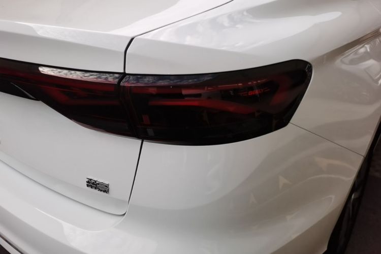 GEELY Emgrand 2023 #8 GEELY Emgrand 2023 car image #8