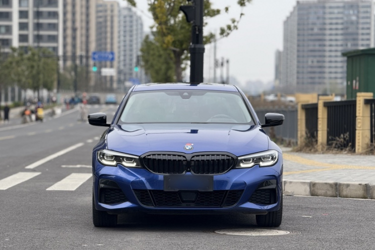 BMW 3 Series 2022 #7 BMW 3 Series 2022 car image #7