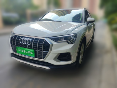 Audi Q3 2022 car image 