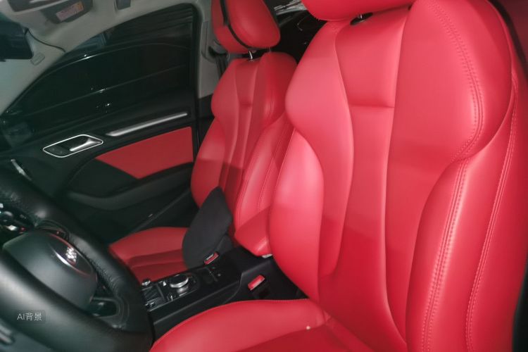 Audi A3 2019 car image #17