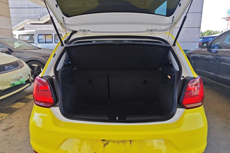 Volkswagen Polo 2017 #19 Volkswagen Polo 2017 car image #19