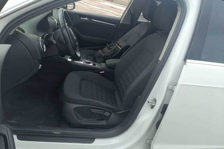 Audi A3 2017 immagine di auto #15