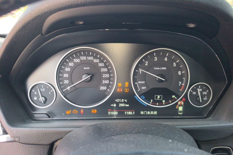 BMW 3 Series 2019 #13 BMW 3 Series 2019 immagine di auto #13
