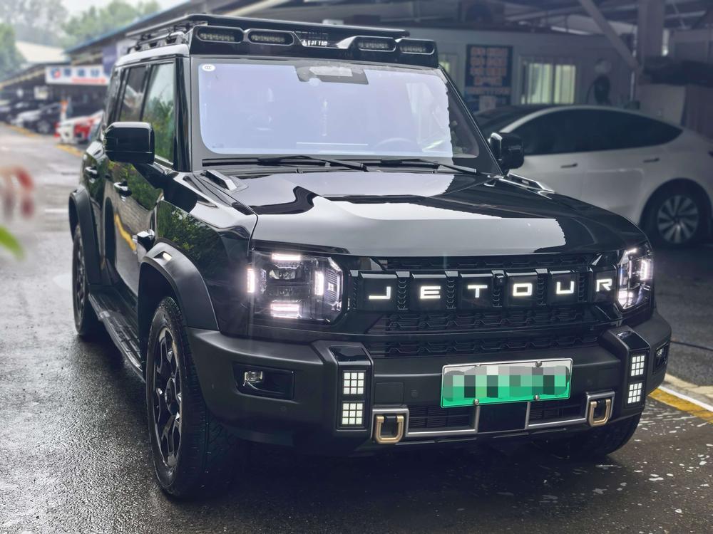 2025 изображение автомобиля #3