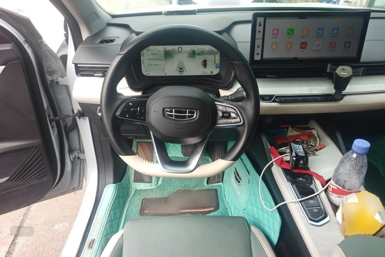 GEELY Emgrand L HiP 2022 imagen de coche #12
